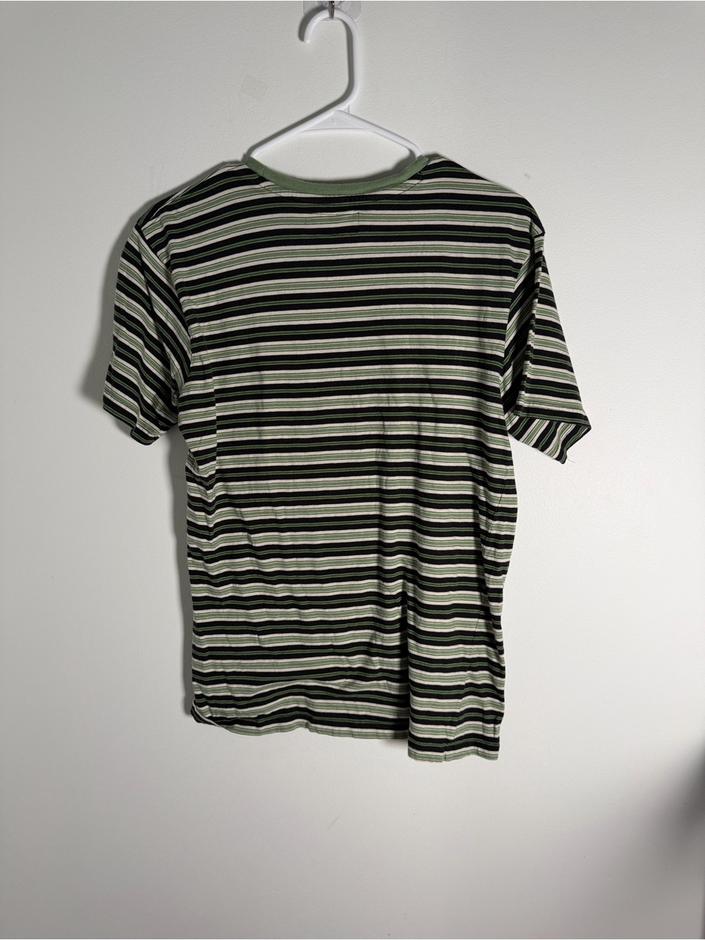Lost men's green black striped lost embroidered logo crew neck t-shirt - Picture 5 of 5